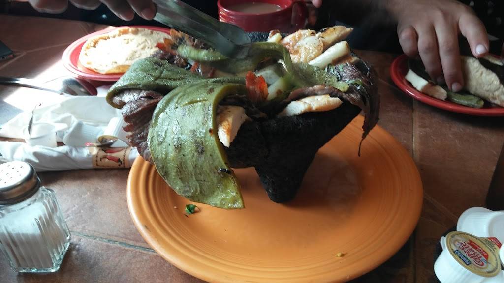 La Hacienda Azteca | restaurant | 1147 150th St, Hammond, IN 46327, USA | 2199338870 OR +1 219-933-8870