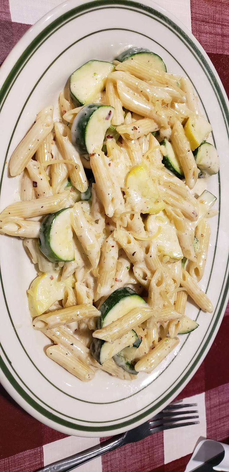 Angelas Italian Restaurant | restaurant | 5251 N Blackstone Ave, Fresno, CA 93710, USA | 5593745390 OR +1 559-374-5390