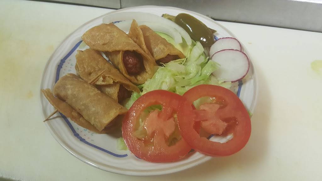 Dominos Pizza | meal delivery | 733 N Chancery St, McMinnville, TN 37110, USA | 9314731566 OR +1 931-473-1566