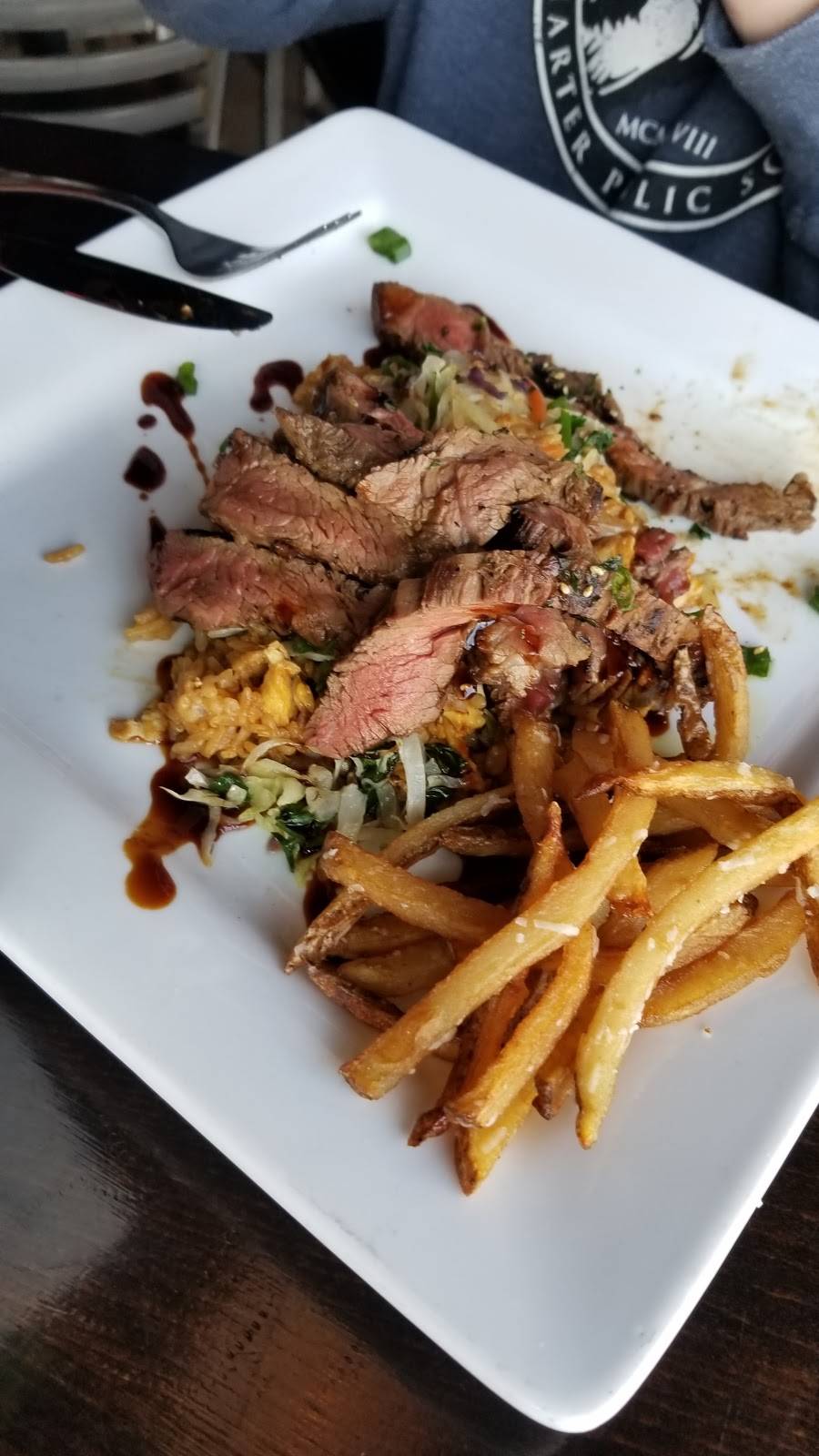 Mahoneys on main | restaurant | 59 Main St, Buzzards Bay, MA 02532, USA | 7743551928 OR +1 774-355-1928