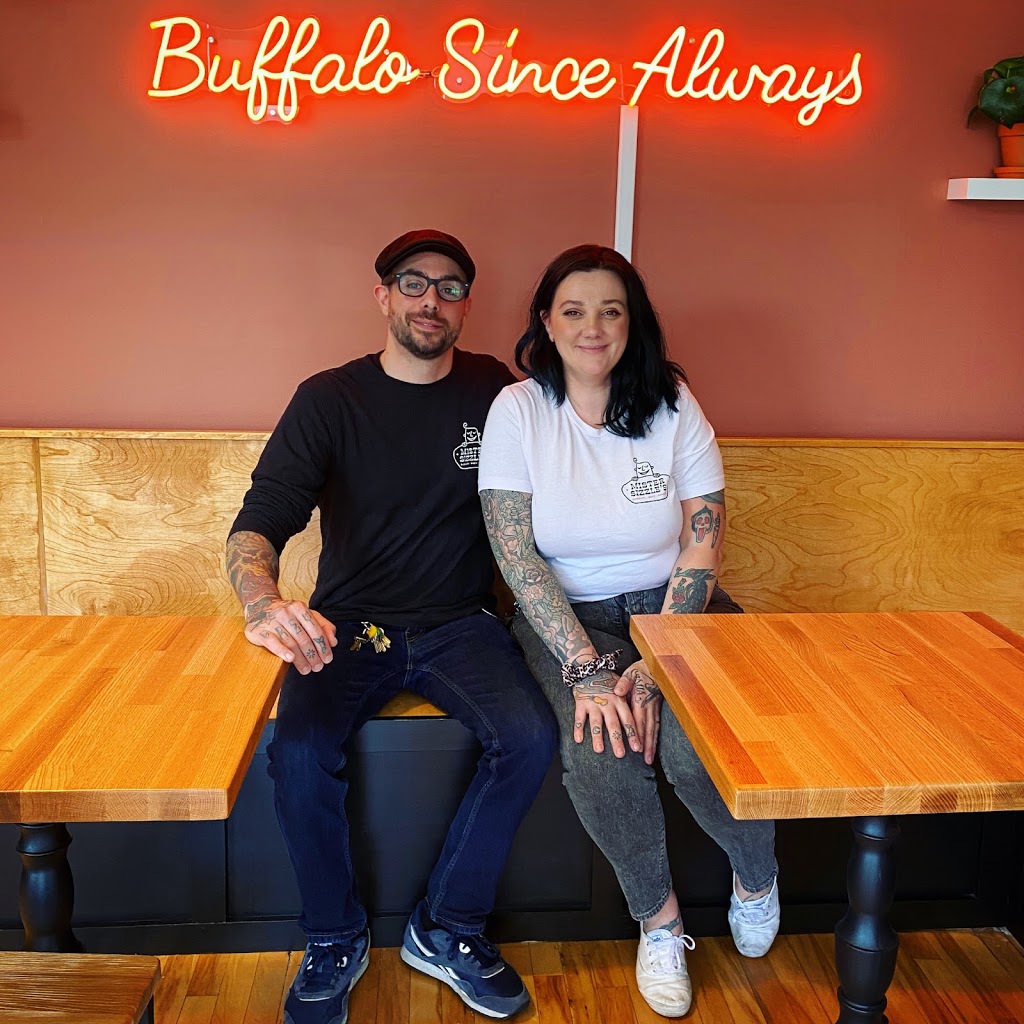 Mister Sizzles | restaurant | 346 Connecticut St, Buffalo, NY 14213, USA | 7169194949 OR +1 716-919-4949