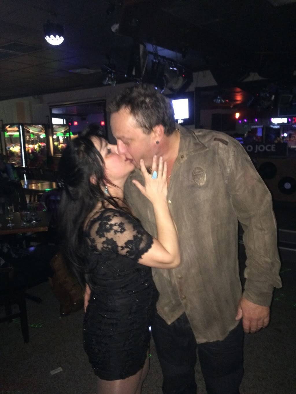 Bistro Joce | restaurant | 1320 Boulevard Curé-Labelle, Blainville, QC J7C 2N8, Canada | 4504343525 OR +1 450-434-3525