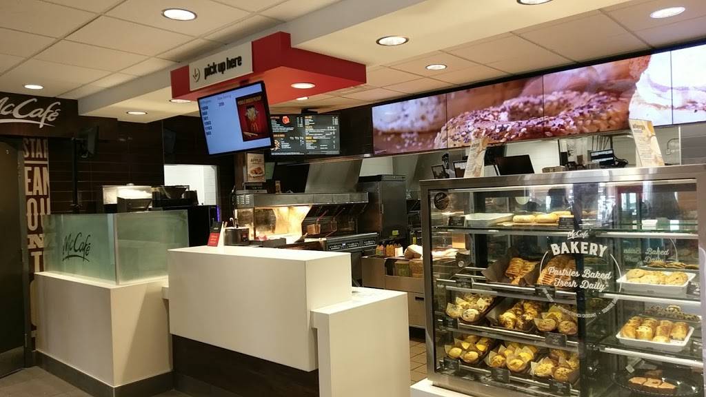 McDonalds | cafe | 2736 Lake Shore Blvd W, Etobicoke, ON M8V 1G5, Canada | 4162593201 OR +1 416-259-3201