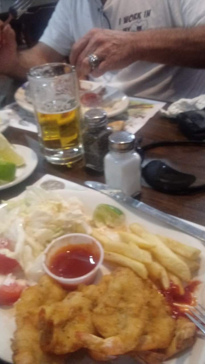 Oyster Bar | restaurant | 1057 E Levee St, Brownsville, TX 78520, USA | 9565429786 OR +1 956-542-9786