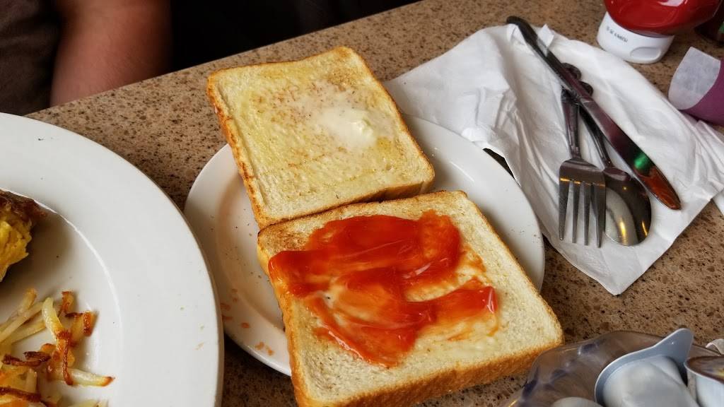 Bentleys Pancake House | restaurant | 477 Georgetown Square, Wood Dale, IL 60191, USA | 6305955556 OR +1 630-595-5556