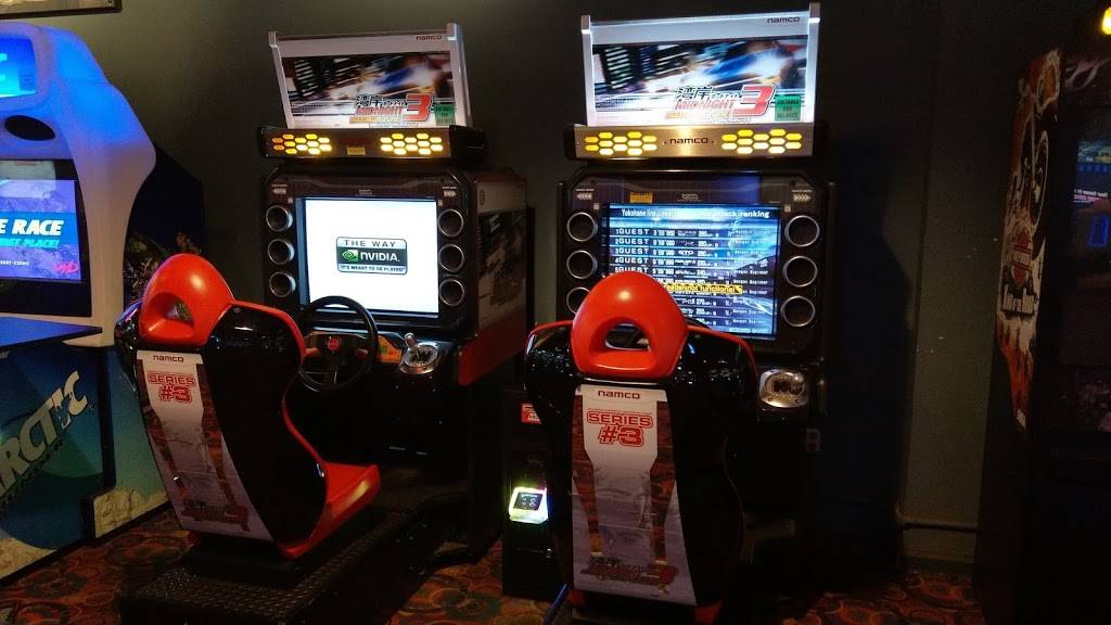 GameWorks | restaurant | 601 N Martingale Rd Suite #115, Schaumburg, IL 60173, USA | 8473309675 OR +1 847-330-9675