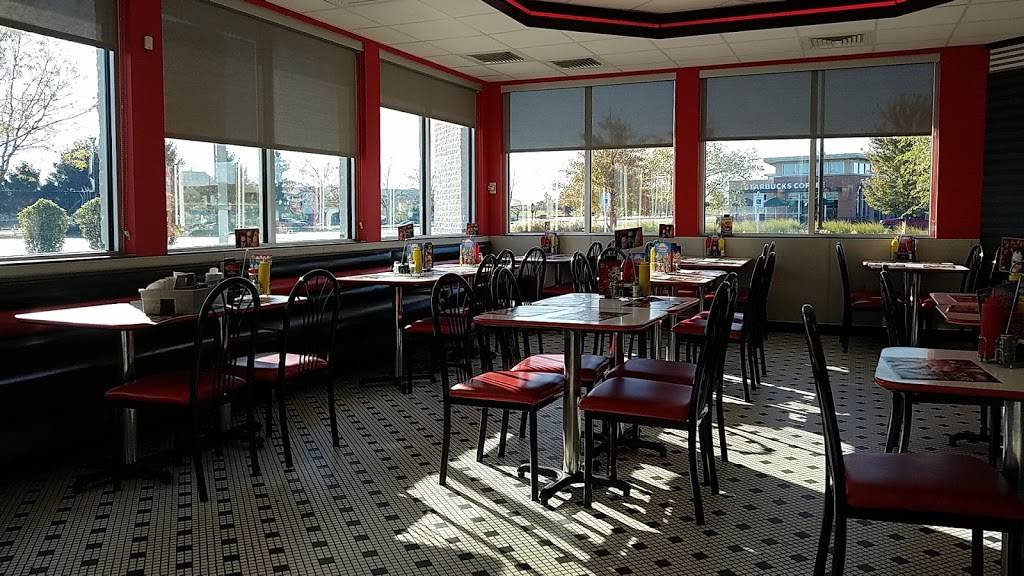 Steak n Shake | restaurant | 7515 North Grand Prairie Drive, Peoria, IL 61615, USA | 3096937529 OR +1 309-693-7529