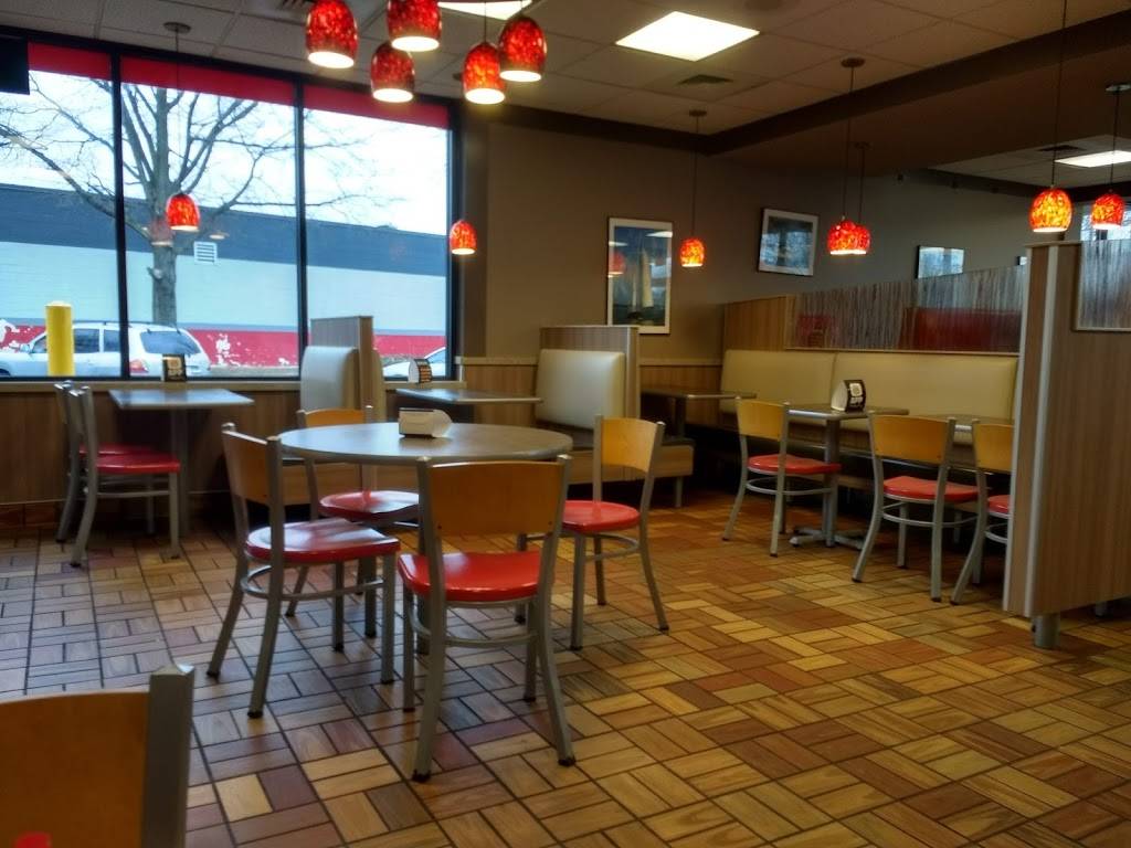 Burger King | restaurant | 1952 West St, Annapolis, MD 21401, USA | 4105731474 OR +1 410-573-1474