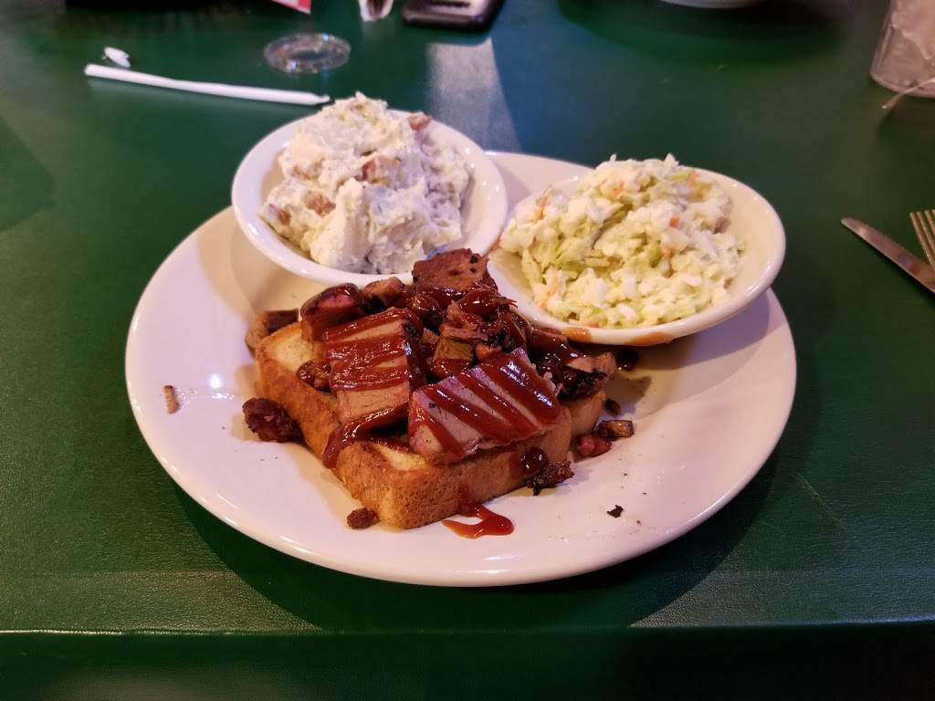 Bubbas Good Eats | restaurant | 394 E Main St, Burnsville, NC 28714, USA | 8286783388 OR +1 828-678-3388