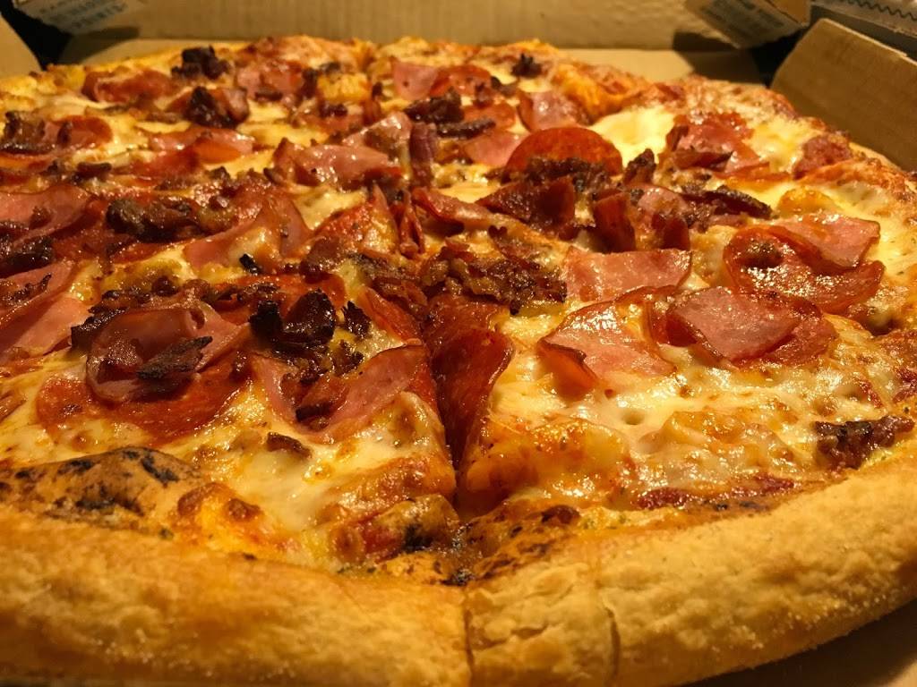 Dominos Pizza | meal delivery | 215 N Main St, North Syracuse, NY 13212, USA | 3154586500 OR +1 315-458-6500