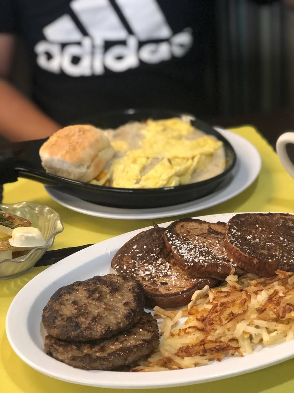 Lemmons Cafe | restaurant | 8165 State Rd 52, Hudson, FL 34667, USA | 7278576469 OR +1 727-857-6469