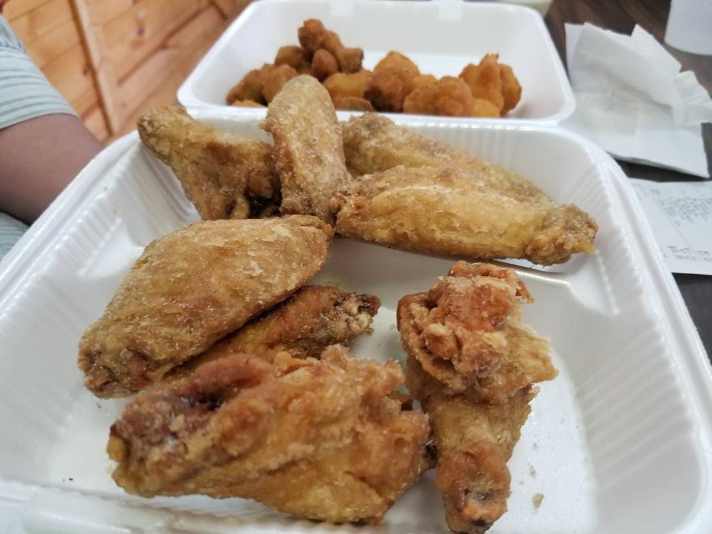 J&J Wings & Seafood | restaurant | 2246 MacArthur Dr, Pinehurst, TX 77630, USA | 4098869020 OR +1 409-886-9020
