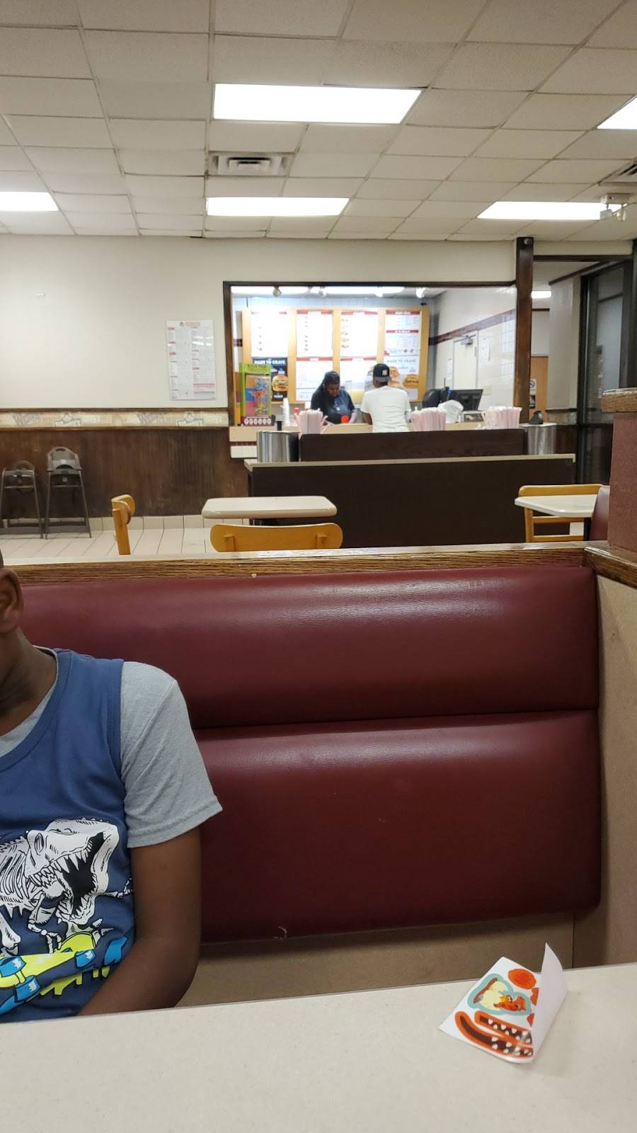 Wendys | restaurant | 6910 Cliffdale Rd, Fayetteville, NC 28314, USA | 9104876022 OR +1 910-487-6022