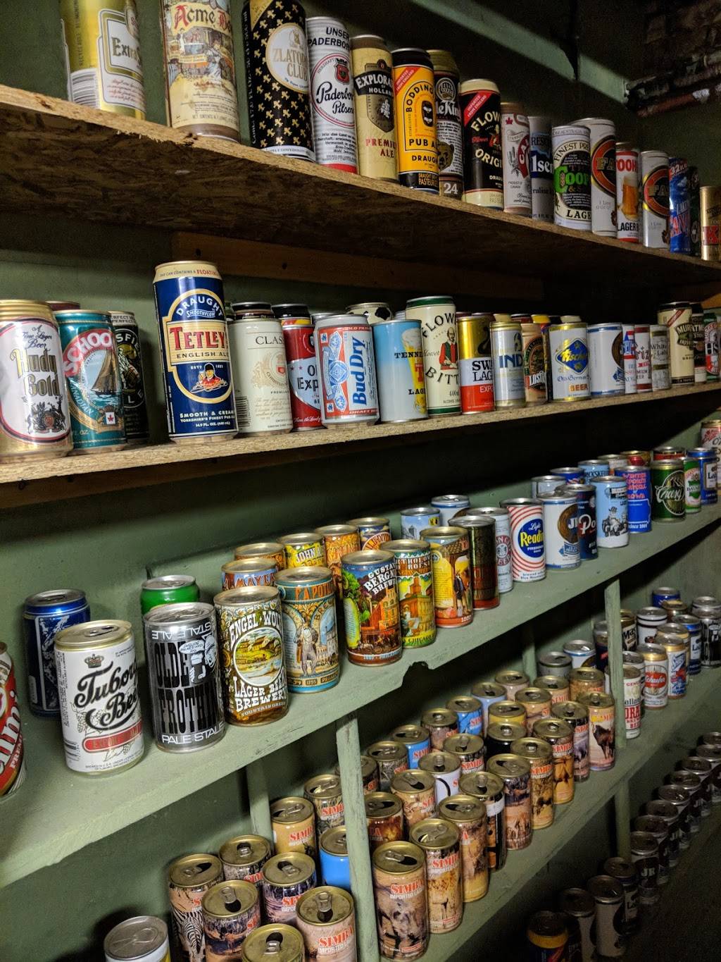 The Hub | restaurant | 55 Main St, North Adams, MA 01247, USA | 4136622500 OR +1 413-662-2500