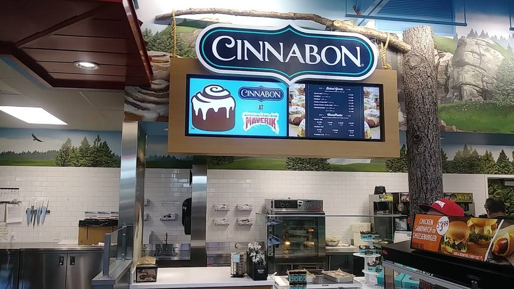 Maverik | restaurant | 711 E Fillmore St, Colorado Springs, CO 80907, USA | 7194713374 OR +1 719-471-3374