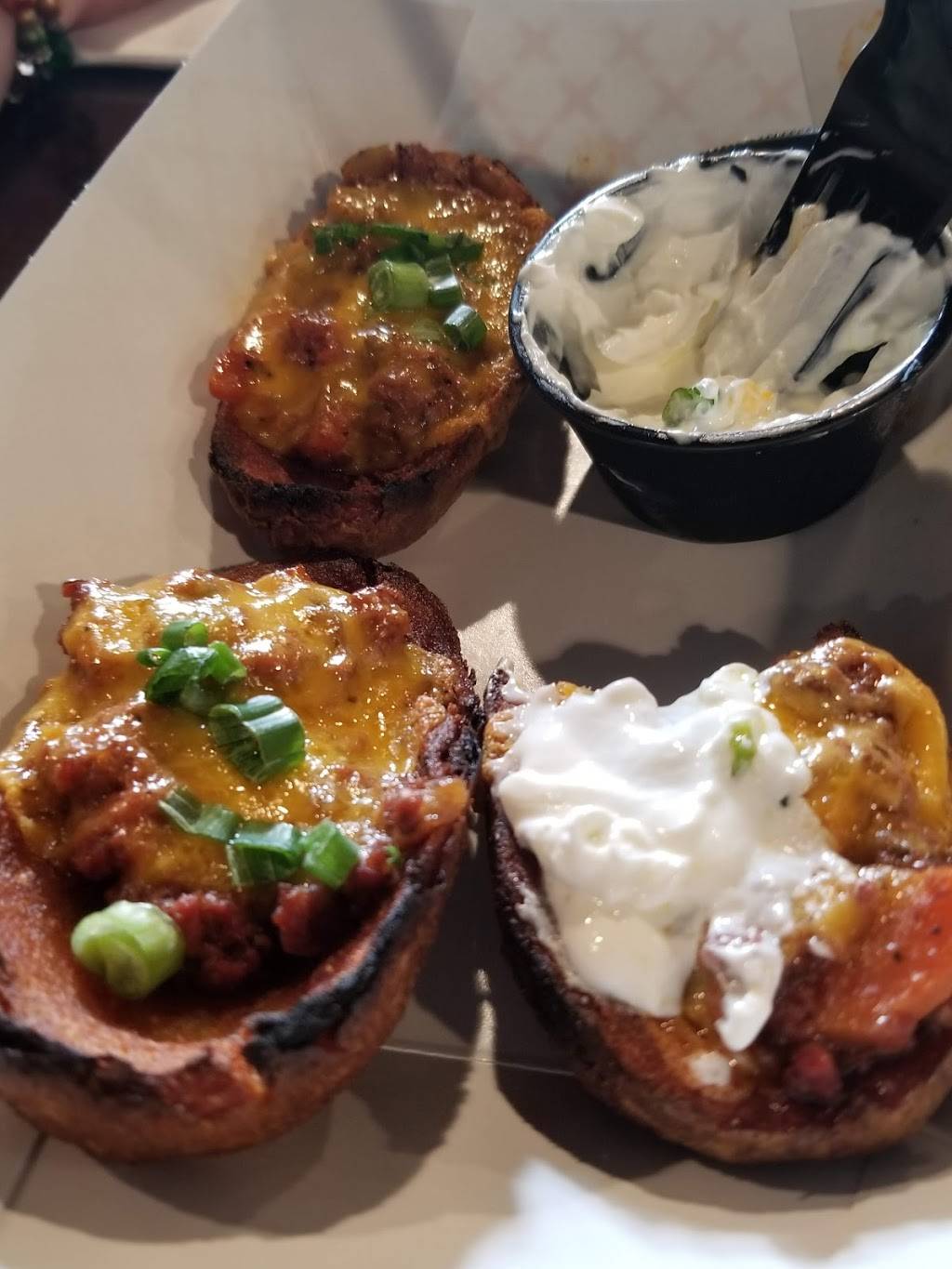 Four Green Fields | restaurant | 702 N Ashley Dr, Tampa, FL 33602, USA | 8132544444 OR +1 813-254-4444