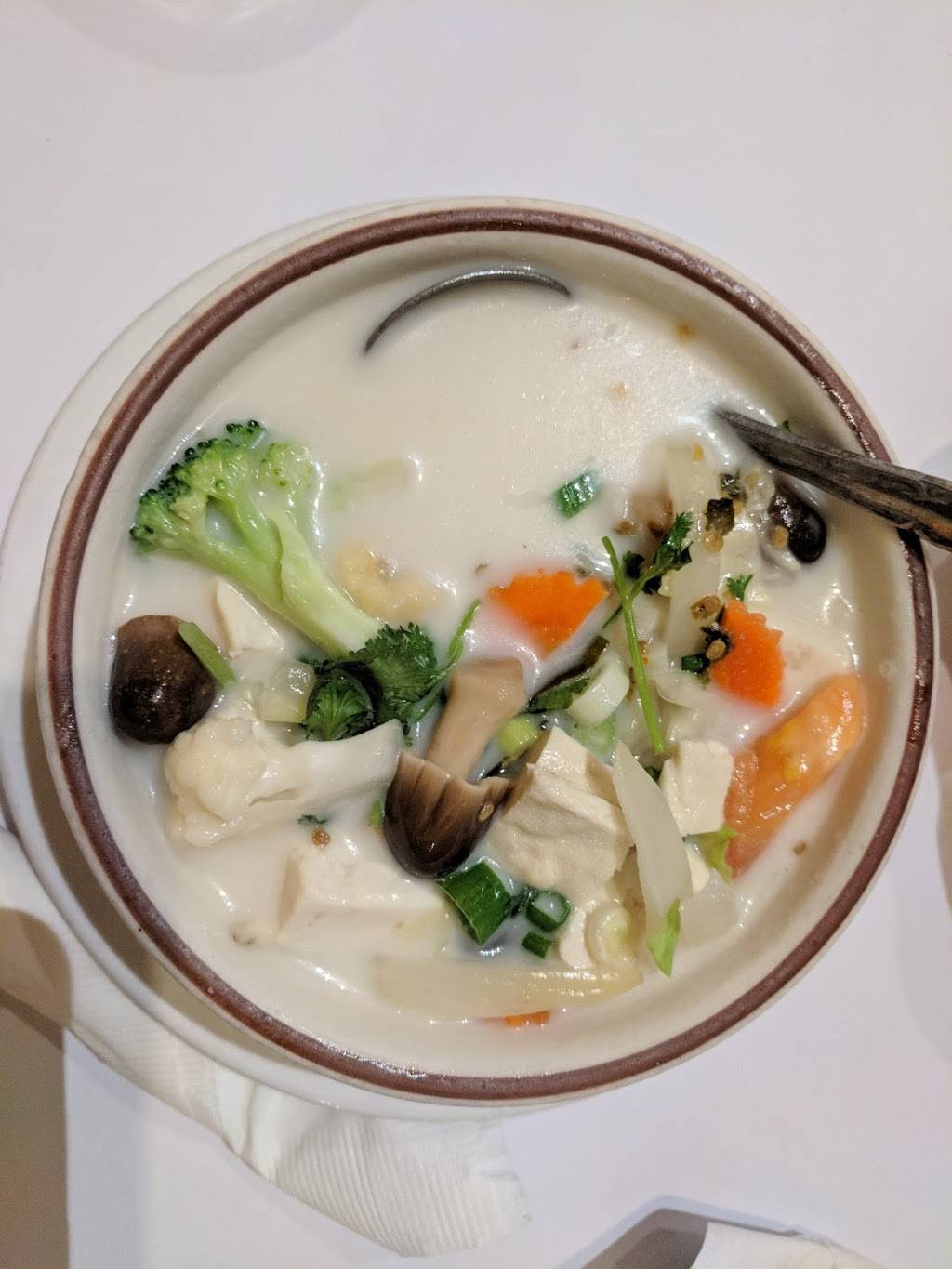 Thai Basil | restaurant | 101 S Murphy Ave, Sunnyvale, CA 94086, USA | 4087731098 OR +1 408-773-1098