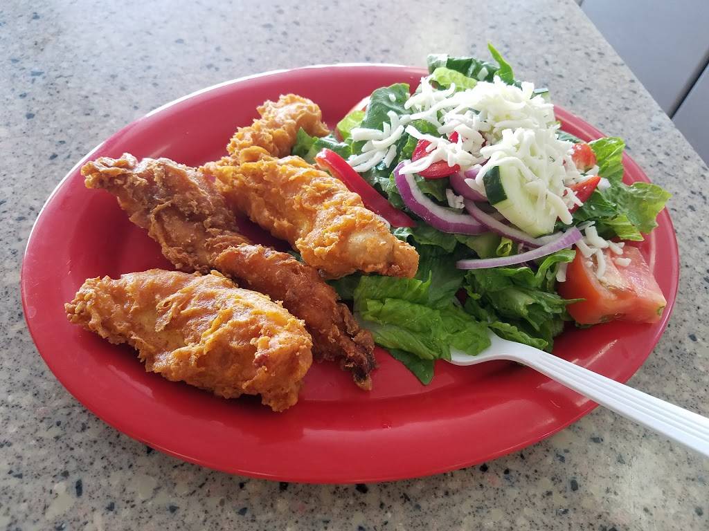 Chriss Burgers Rialto | restaurant | 765 E Foothill Blvd, Rialto, CA 92376, USA | 9098755258 OR +1 909-875-5258