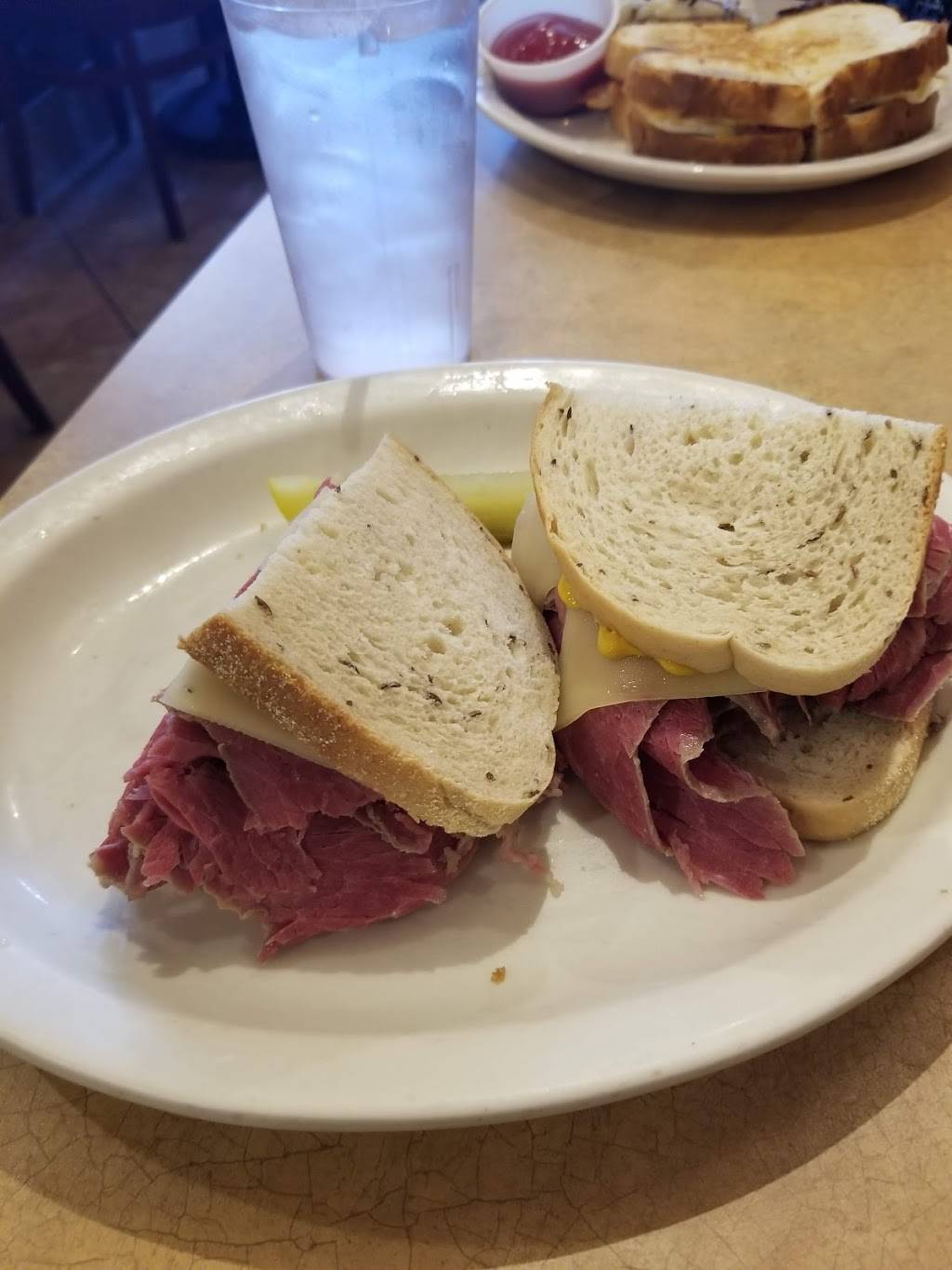 5th Avenue Deli & Grill | restaurant | 1445 Som Center Rd, Mayfield Heights, OH 44124, USA | 4404425000 OR +1 440-442-5000