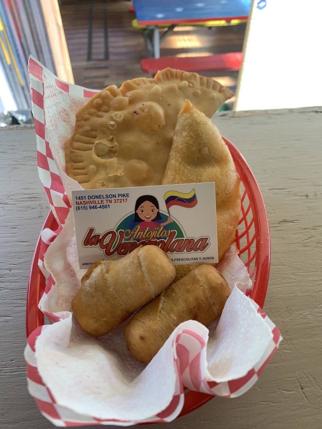 Antojitos La Venezolana | restaurant | 1451 Donelson Pike, Nashville, TN 37217, USA | 6159464501 OR +1 615-946-4501