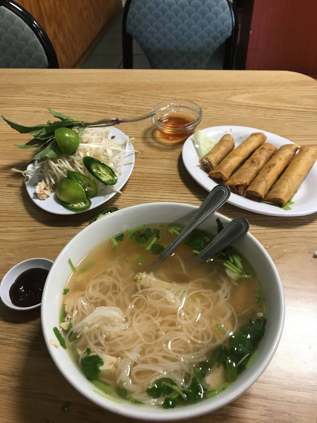 Phở Bình Minh Restaurant | restaurant | 1139 East March Lane # D # D, Stockton, CA 95210, USA | 2094771530 OR +1 209-477-1530