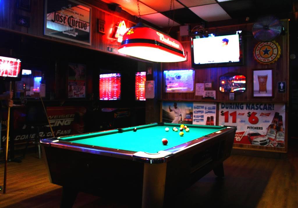 Seabreeze Lounge | night club | 30625 US-19, Palm Harbor, FL 34684, USA | 7277865789 OR +1 727-786-5789