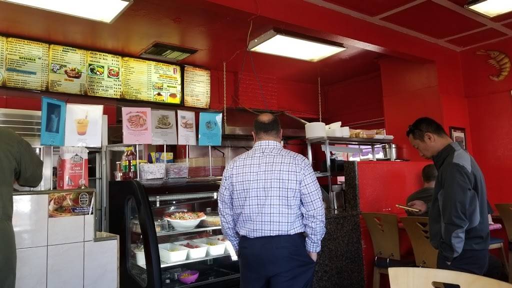 Loma Bonita Mexican Food | restaurant | 1155 Scott St, San Diego, CA 92106, USA | 6192264722 OR +1 619-226-4722