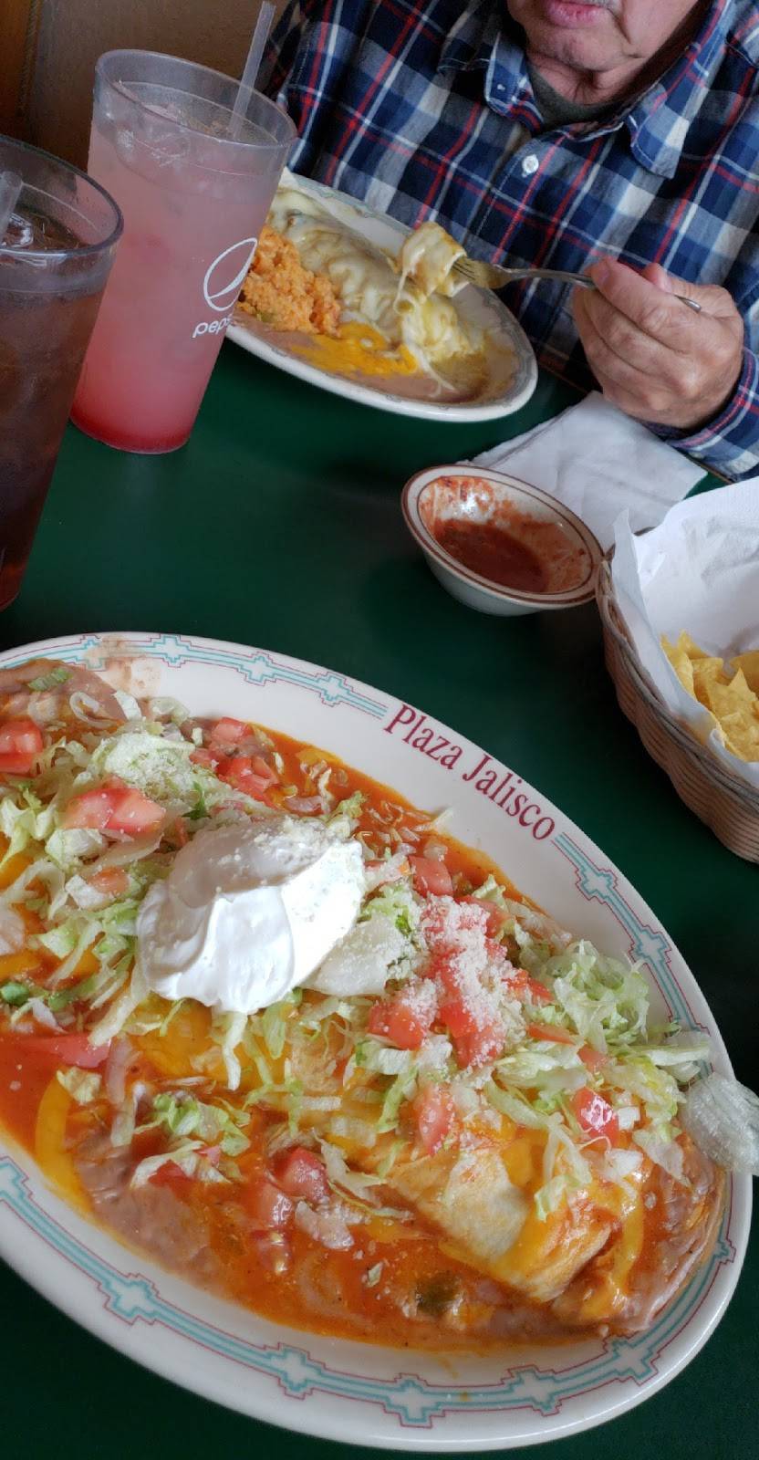 Plaza Jalisco | restaurant | 1340 NW Maryland Ave, Chehalis, WA 98532, USA | 3607484298 OR +1 360-748-4298