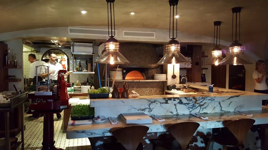 7 Enoteca | restaurant | 216 Lakeshore Rd E, Oakville, ON L6J 7N9, Canada | 9058424777 OR +1 905-842-4777