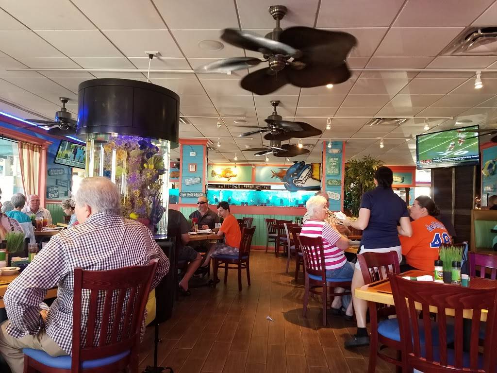 Mulligans Beach House | restaurant | 1025 Beachland Blvd, Vero Beach, FL 32963, USA | 7724926744 OR +1 772-492-6744