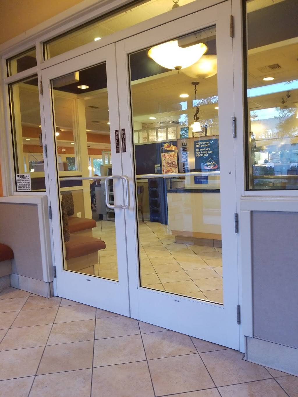 IHOP | restaurant | 2941 Advantage Way, Sacramento, CA 95834, USA | 9165759025 OR +1 916-575-9025