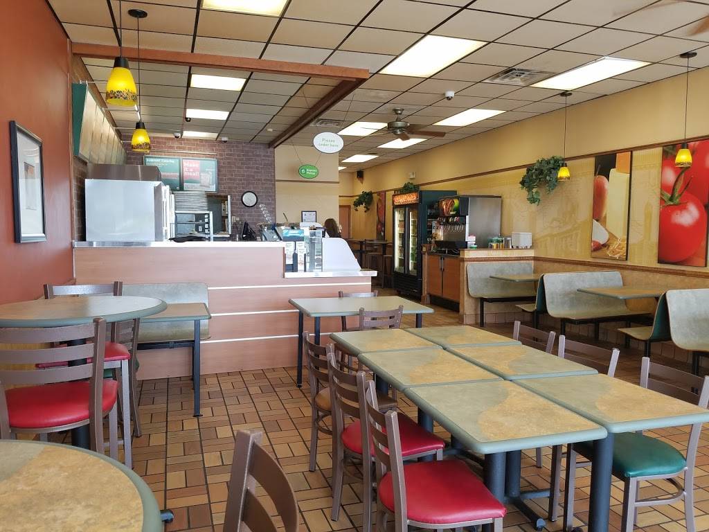 Subway | restaurant | 2238 Jefferson Davis Hwy, Sanford, NC 27330, USA | 9197772990 OR +1 919-777-2990