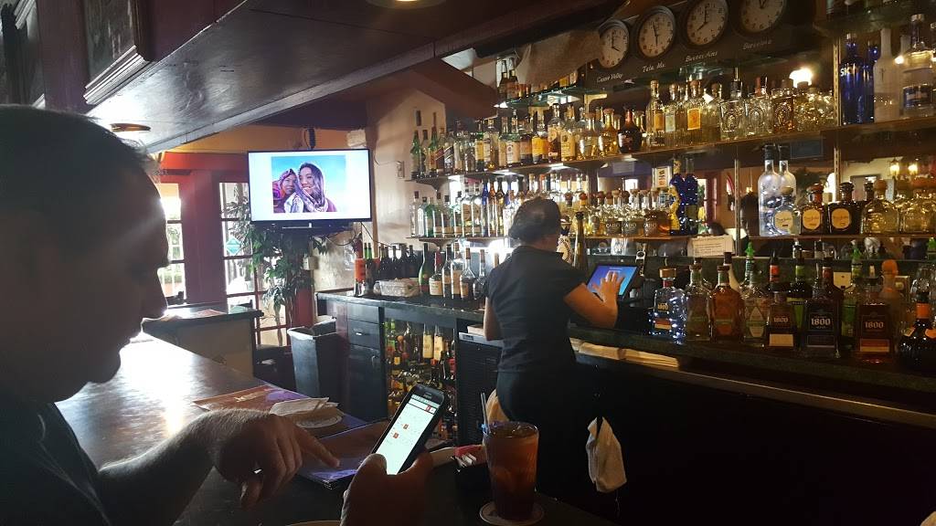 Don Joses Mexican Restaurant | restaurant | 3430 Village Dr, Castro Valley, CA 94546, USA | 5105383290 OR +1 510-538-3290