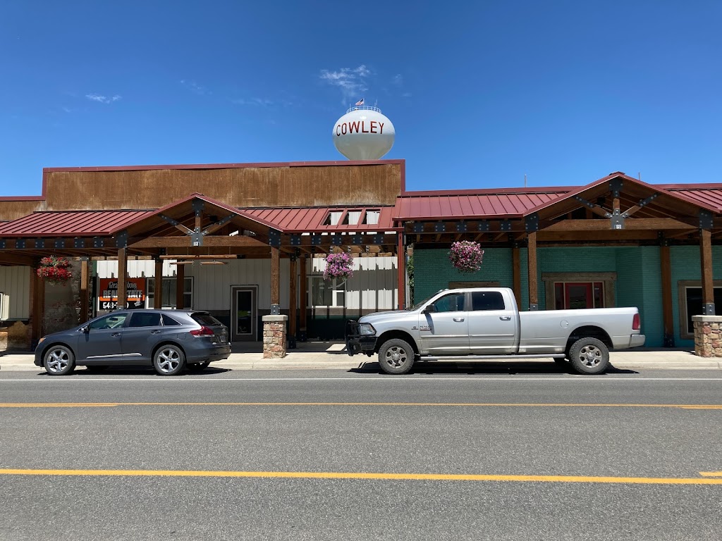 The Bull Pub | restaurant | 31 East Main St, Cowley, WY 82420, USA | 3075482855 OR +1 307-548-2855