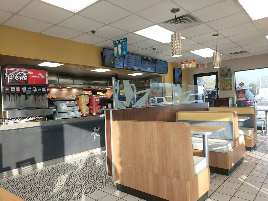 Churchs Chicken | restaurant | 614 E Main St, Fredericksburg, TX 78624, USA | 8309977333 OR +1 830-997-7333