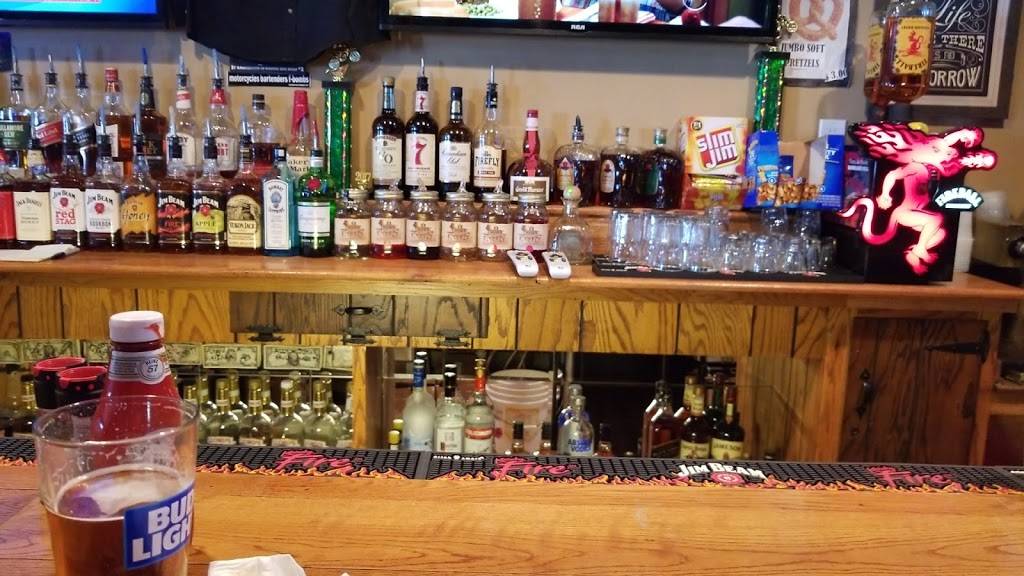 Whiskey Allys | restaurant | 12 Tighe Ave, Newburgh, NY 12550, USA | 8455642111 OR +1 845-564-2111