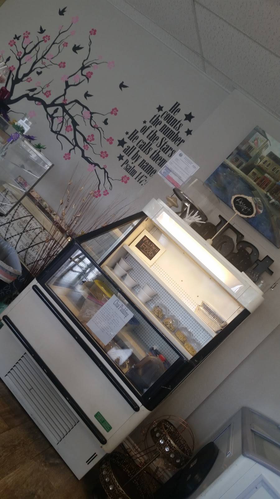 The Stuffed Mushroom Kitchen & Catering | restaurant | 2000 Strickland Dr, Orange, TX 77630, USA | 4096703144 OR +1 409-670-3144