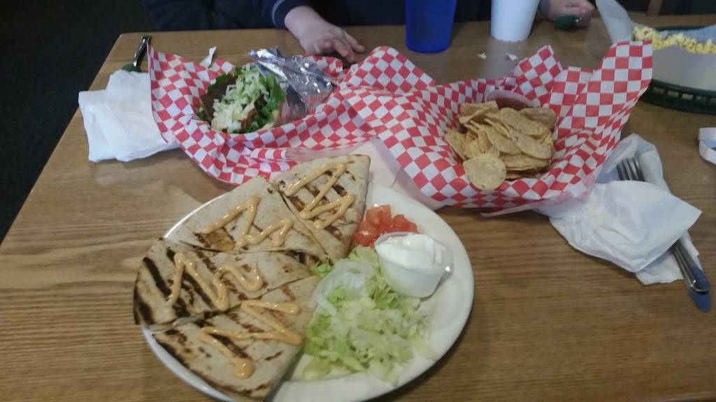 Dock At Water | restaurant | 80 E Water St, Chillicothe, OH 45601, USA | 7407793625 OR +1 740-779-3625