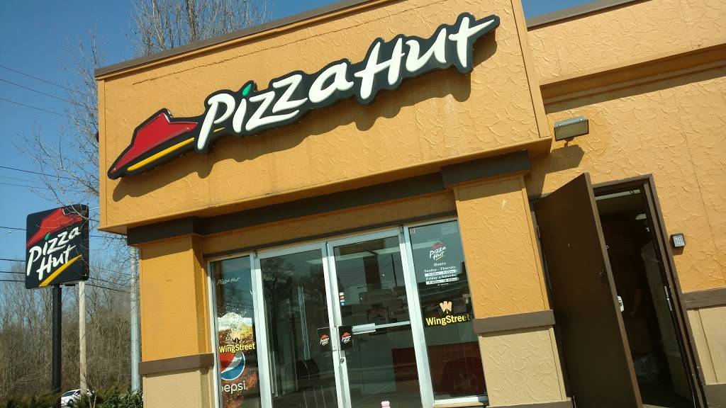 Pizza Hut | meal takeaway | 6218 Hixson Pike, Hixson, TN 37343, USA | 4238427744 OR +1 423-842-7744