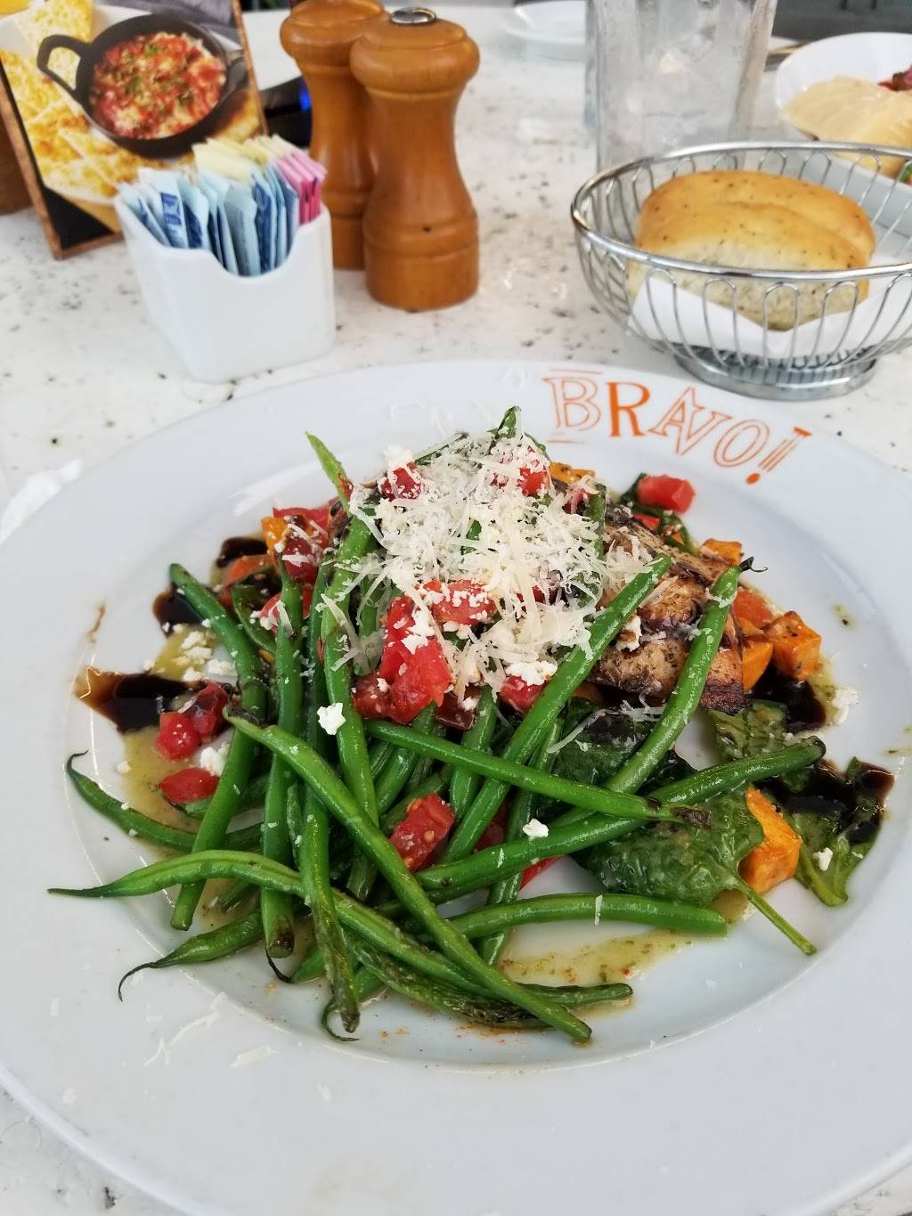 BRAVO | restaurant | 2658 Lake Cir Dr, Indianapolis, IN 46268, USA | 3178791444 OR +1 317-879-1444