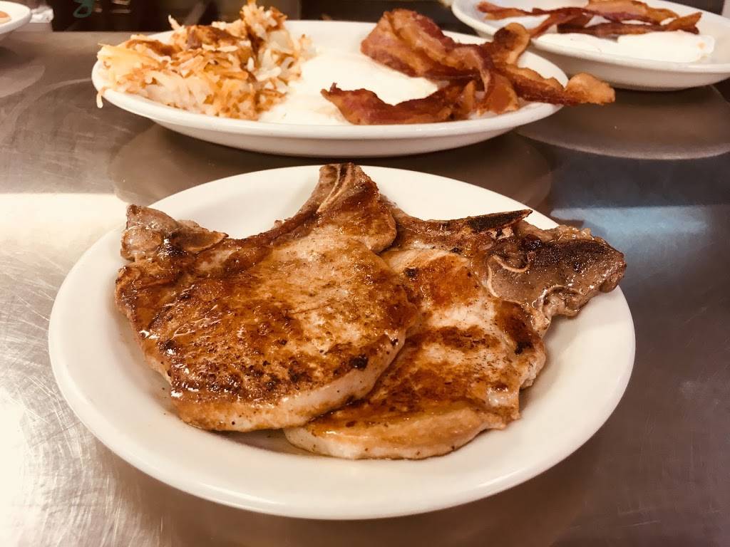 Mamas Daughters Diner Lewisville, Texas | restaurant | 1288 W Main St, Lewisville, TX 75067, USA | 9723535955 OR +1 972-353-5955