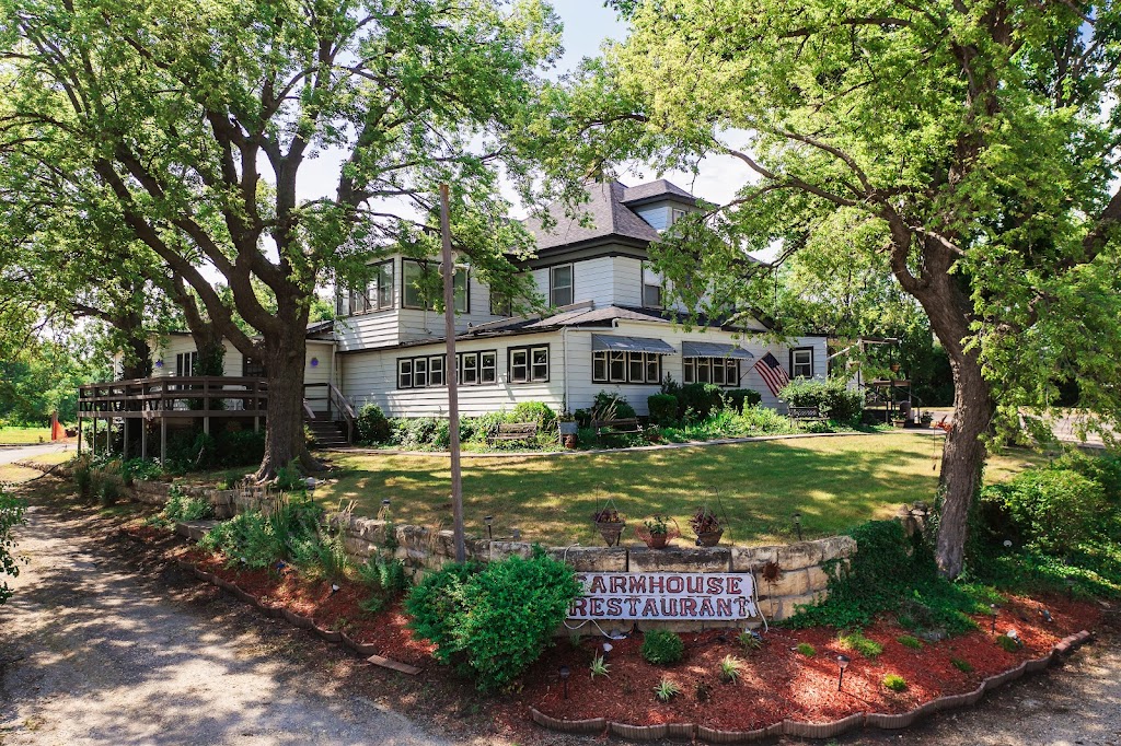 The Farmhouse | restaurant | 407 S Van Buren St, Abilene, KS 67410, USA | 7852637995 OR +1 785-263-7995