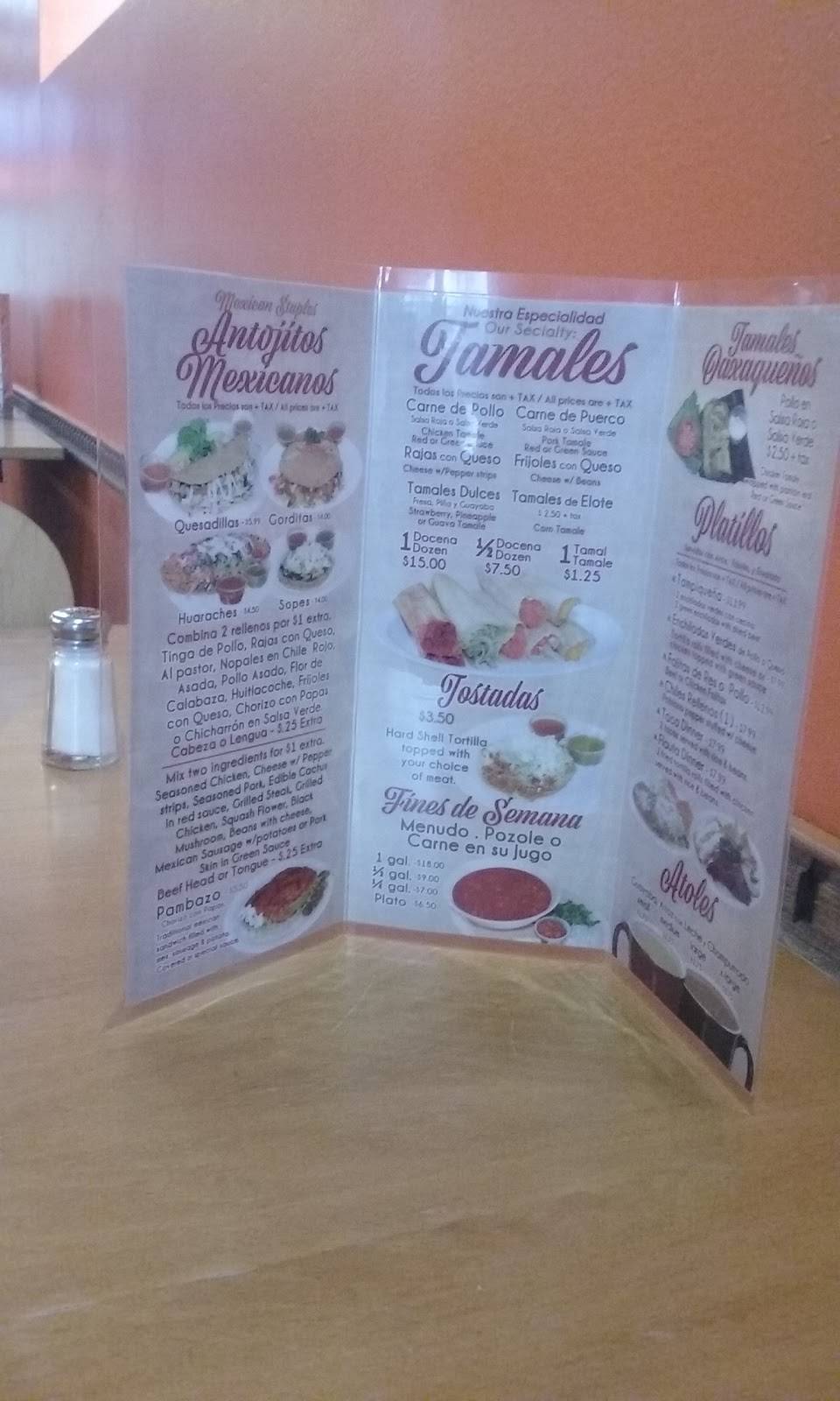 Blanquitas Tamales | restaurant | 2105 S Laramie Ave, Cicero, IL 60804, USA | 7084776637 OR +1 708-477-6637