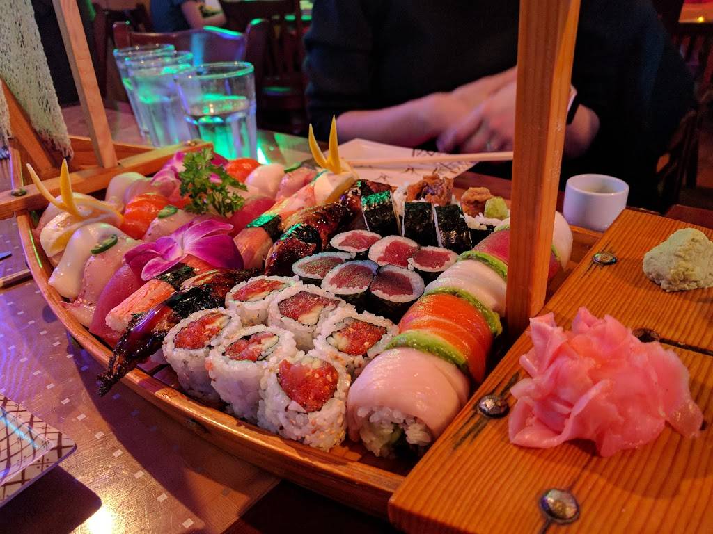 Little Tokyo Bistro | restaurant | 2122 E Carson St, Pittsburgh, PA 15203, USA | 4124889986 OR +1 412-488-9986