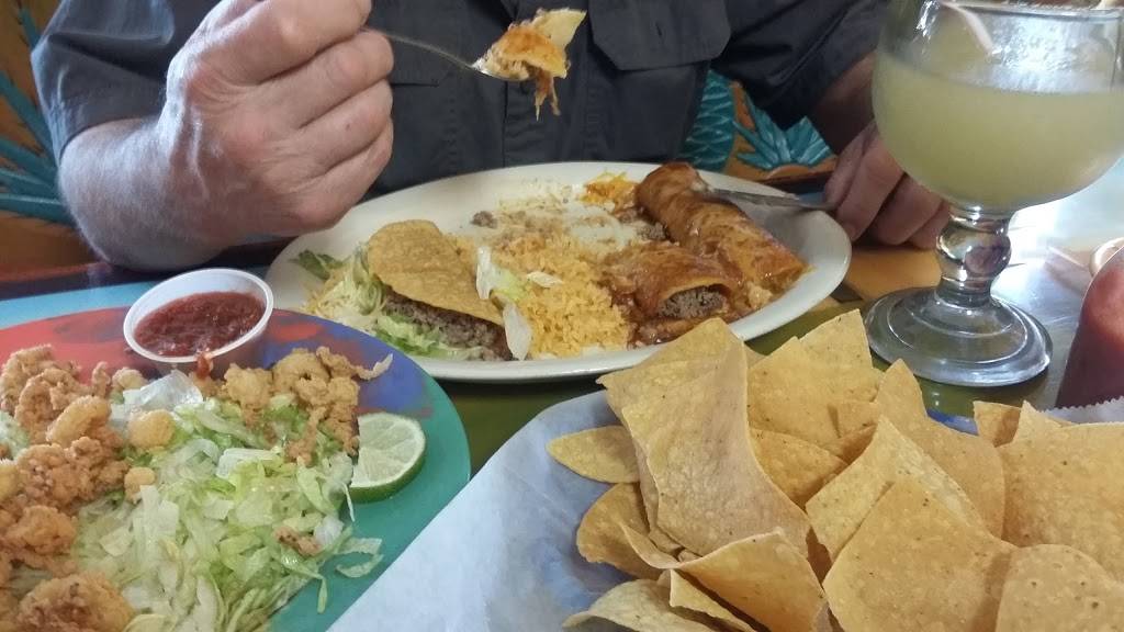 La Cocina Mexican Restaurant | restaurant | 928 N Lincoln Ave, York, NE 68467, USA | 4023620356 OR +1 402-362-0356