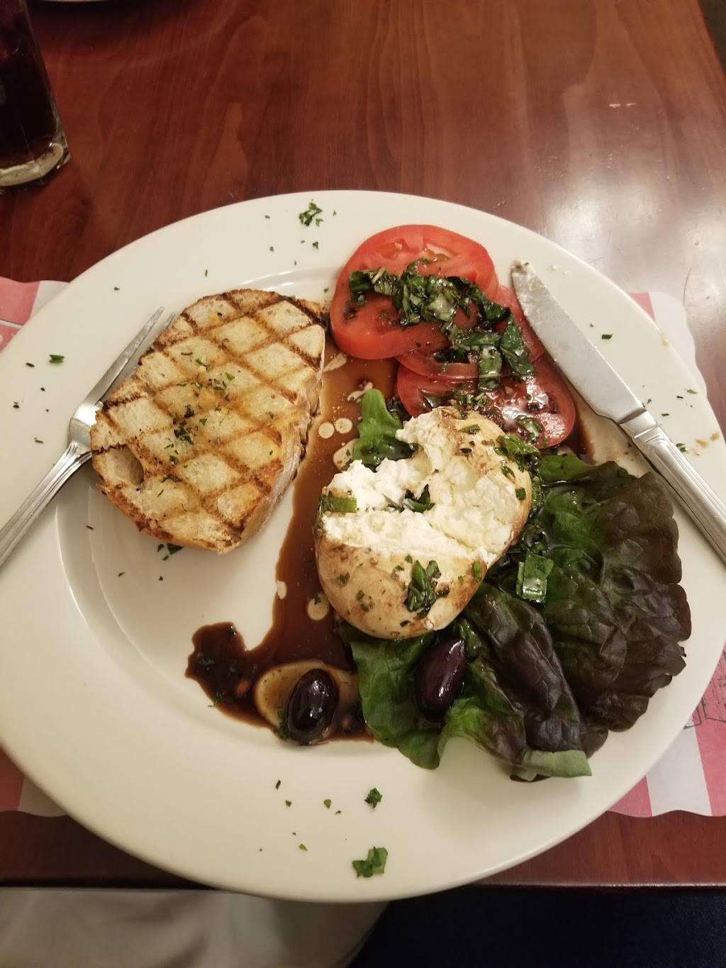 Dom & Vinnies Pizzeria | restaurant | 351 Saw Mill River Rd, Yonkers, NY 10701, USA | 9144766666 OR +1 914-476-6666