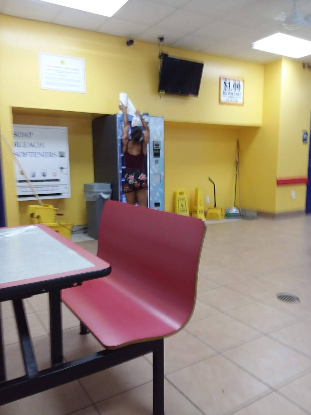 American Deli | meal takeaway | 4514 Washington Rd, Atlanta, GA 30349, USA | 4047673344 OR +1 404-767-3344