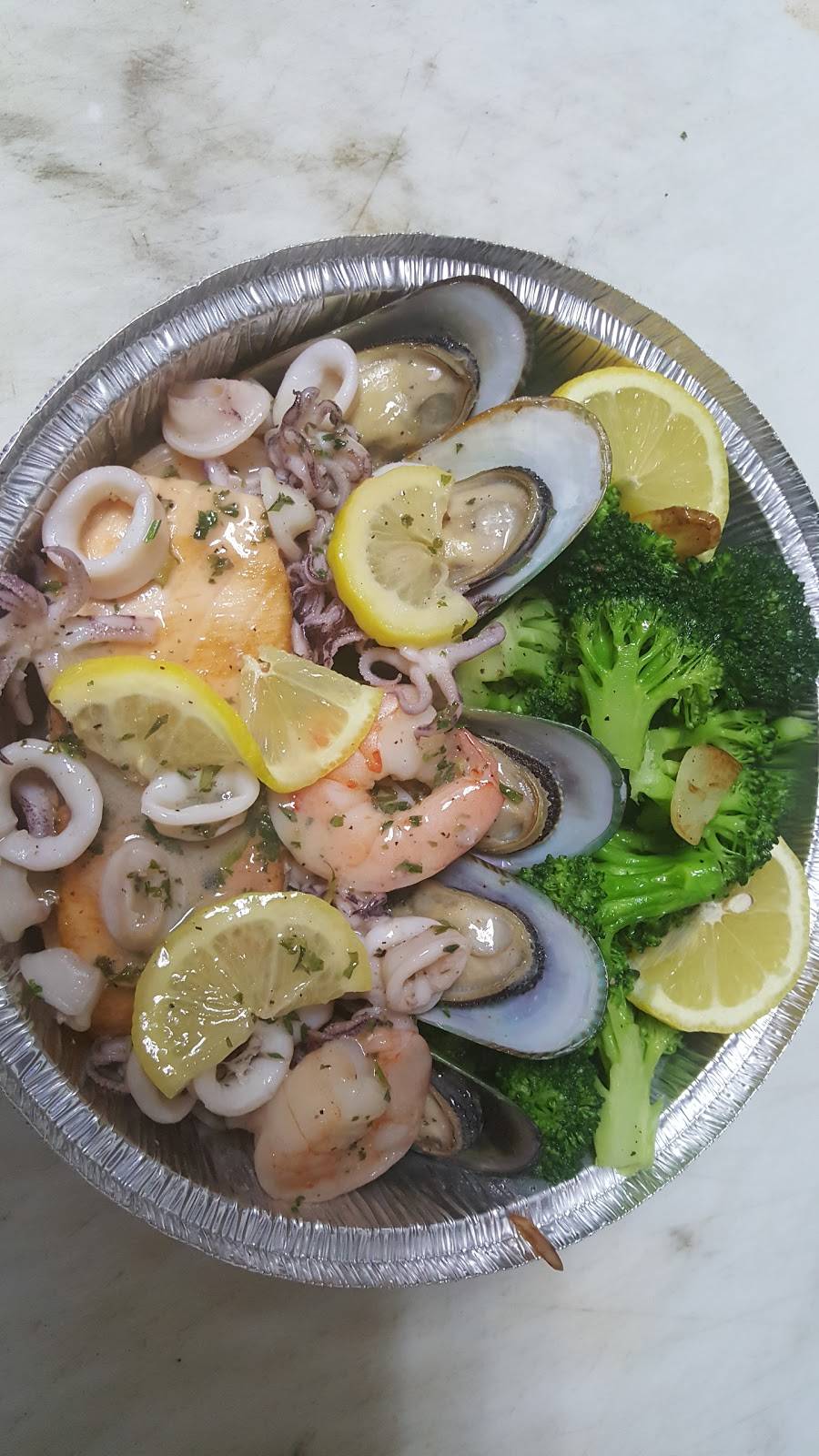 Coliseo Pizzeria | restaurant | 3745 South La Brea Ave, Los Angeles, CA 90016, USA | 3232949999 OR +1 323-294-9999