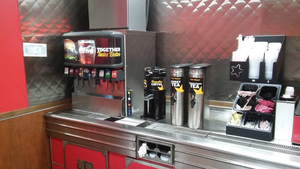 Hardees | restaurant | 2217 S Edwin C Moses Blvd, Dayton, OH 45417, USA | 9372225274 OR +1 937-222-5274