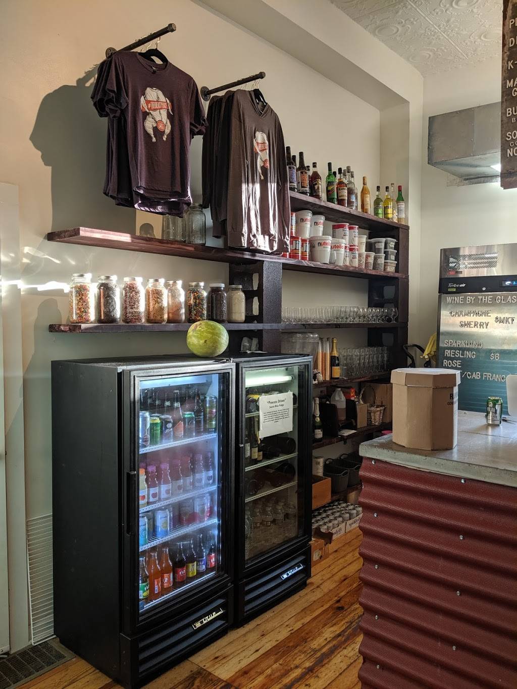 F.L.X. Fry Bird | restaurant | 18 Linden St, Geneva, NY 14456, USA | 3157891613 OR +1 315-789-1613